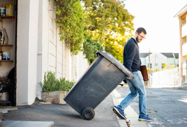 Best Yard Waste Removal  in Mukwonago, WI